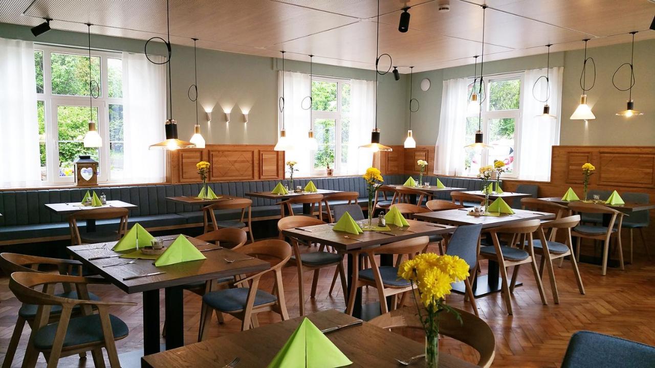 Landgasthof Linde Hepbach, Hotel & Restaurant Маркдорф Екстериор снимка